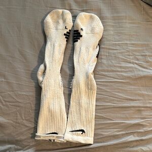 Nike White and Black Athletic Crew Socks